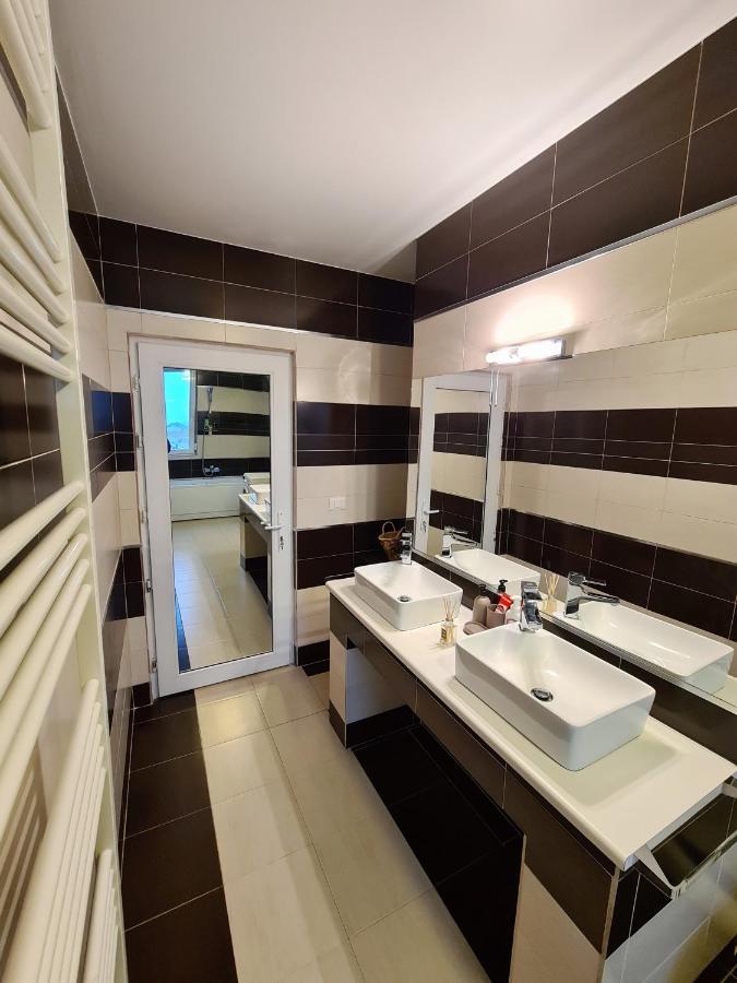 Cozy Apartment Arad Eksteriør billede